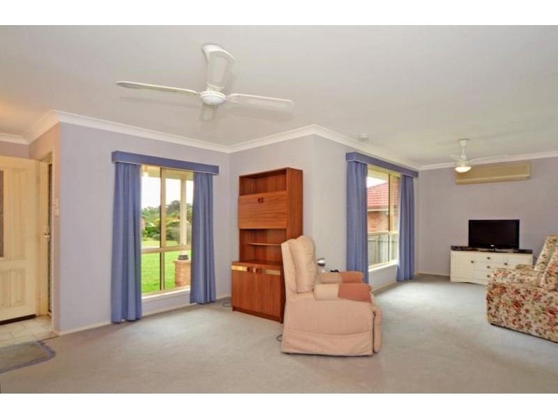 19 Hermes Crescent, Worrigee NSW 2540