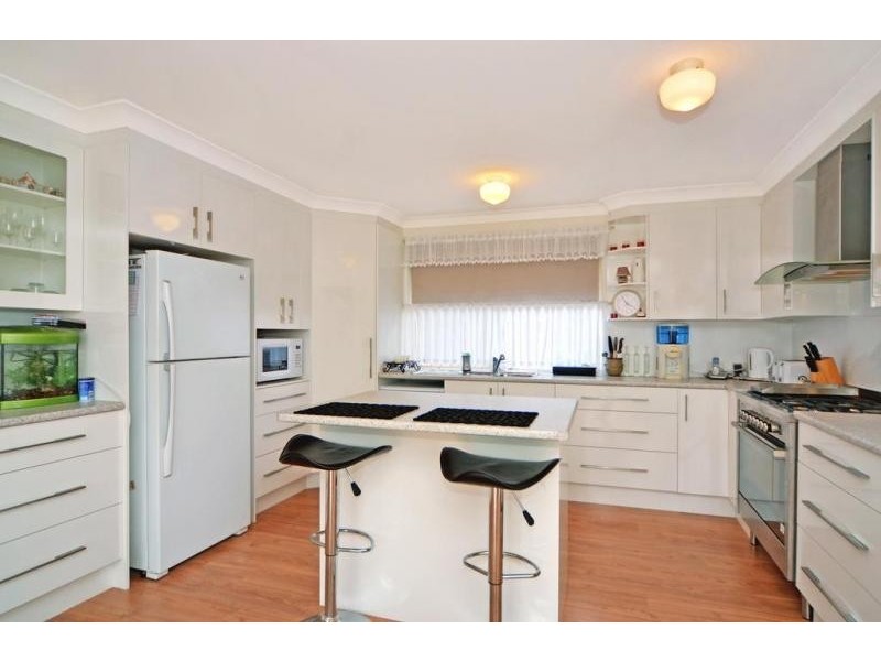 19 Illawarra Circuit, Worrigee NSW 2540