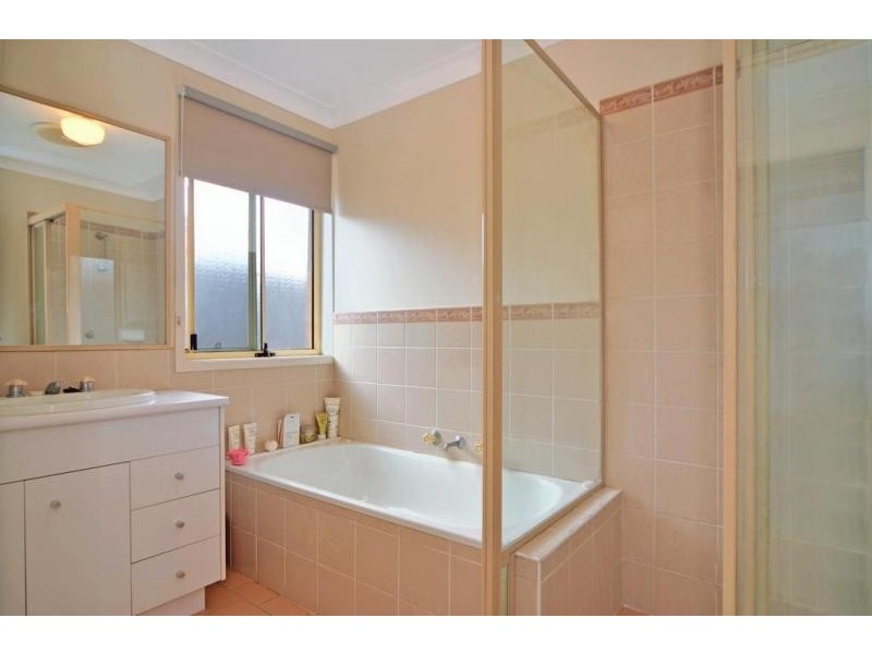 19 Illawarra Circuit, Worrigee NSW 2540