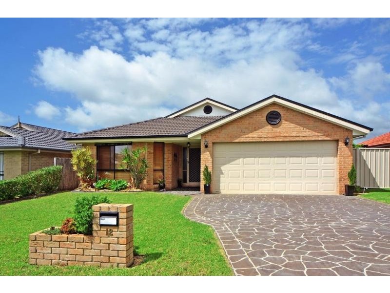 12 Guinea Flower Crescent, Worrigee NSW 2540