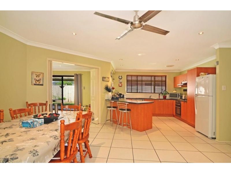 12 Guinea Flower Crescent, Worrigee NSW 2540