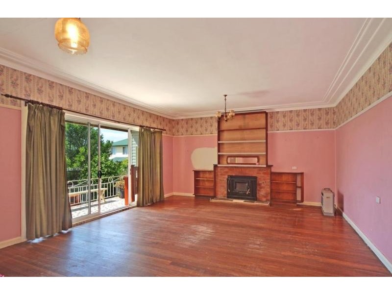 37 Mulgen Crescent, Bomaderry NSW 2541