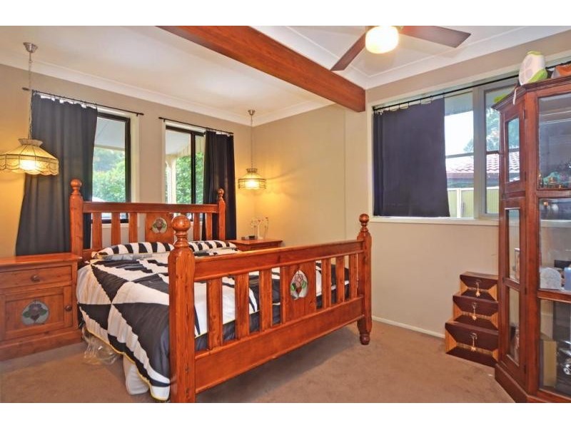 3 Shanklin Close, Bomaderry NSW 2541