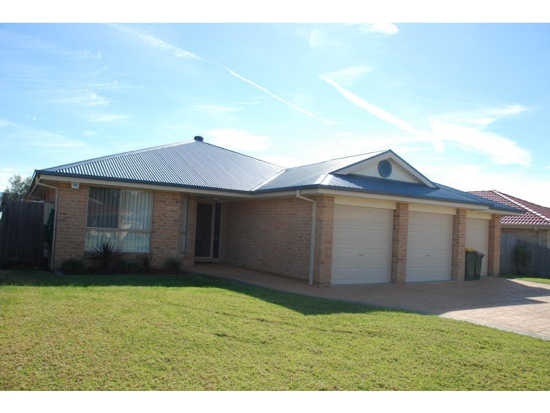 7 Juniper Place, Worrigee NSW 2540