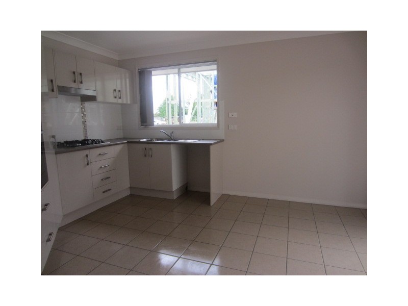 4/19 Sutherland Drive, North Nowra NSW 2541