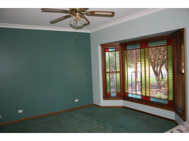 80 Bennett Place, Worrigee NSW 2540