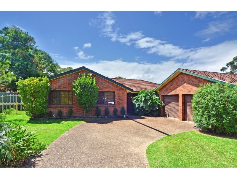 4 Helsinki Parade, Bomaderry NSW 2541