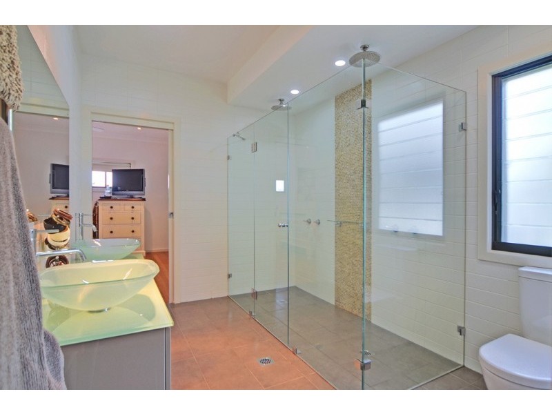 16 Osborne Street, Nowra NSW 2541