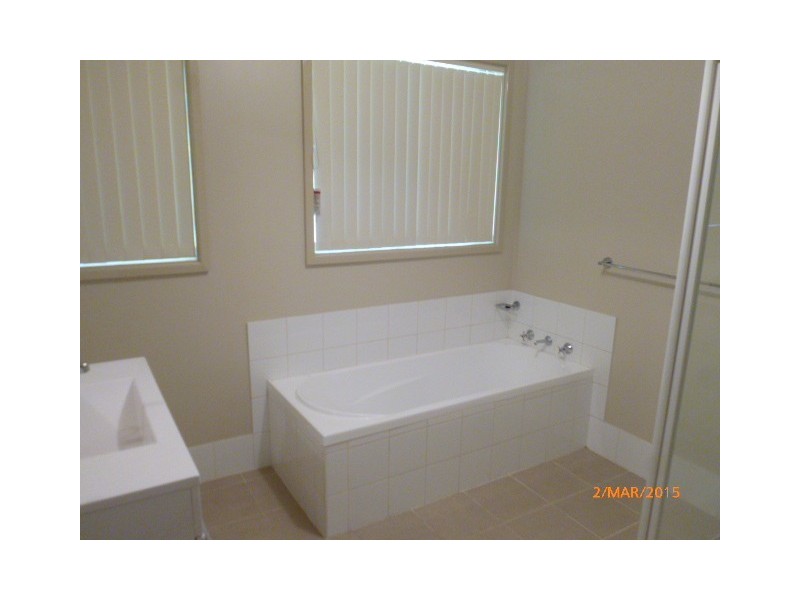 32 Salisbury Drive, Nowra NSW 2541