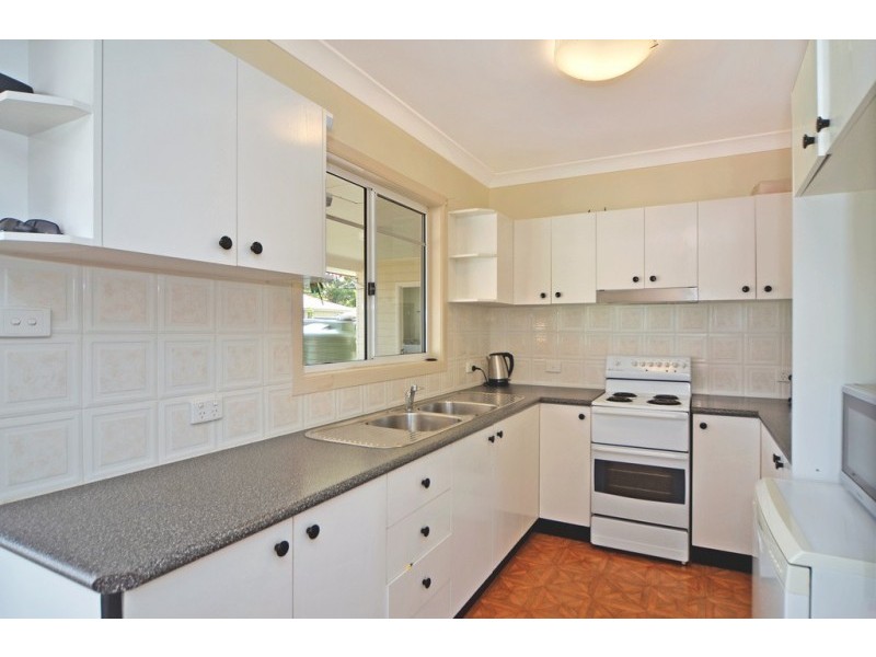 3 Dorothy Avenue, Basin View NSW 2540