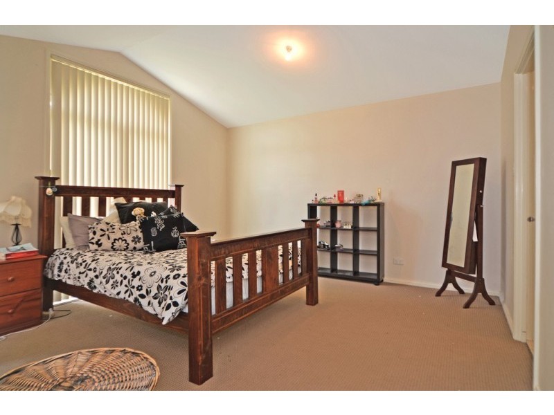 1 Whitewood Street, Worrigee NSW 2540