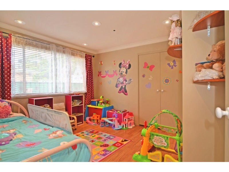 14 Robinia Way, Worrigee NSW 2540