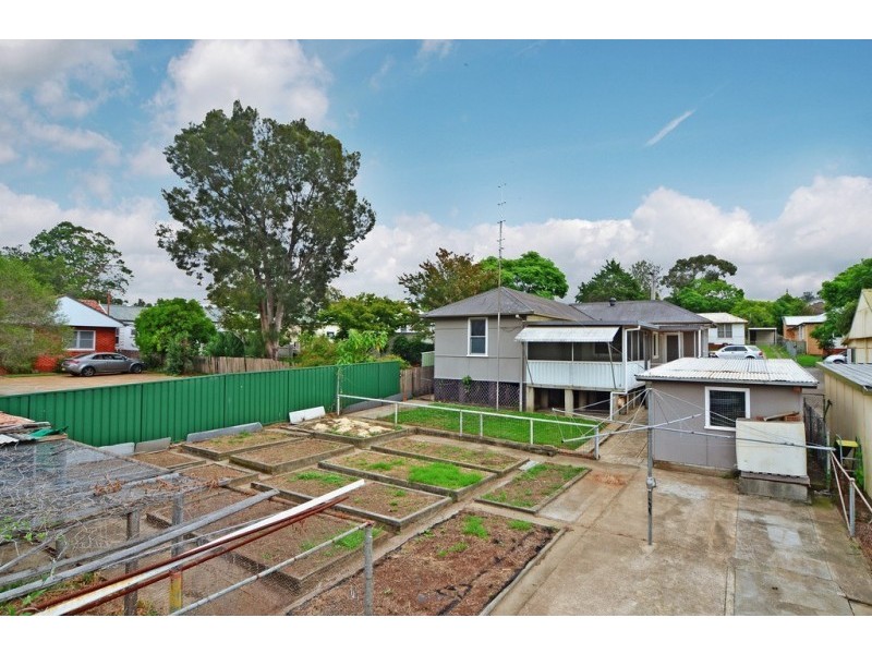 14 Burr Avenue, Nowra NSW 2541