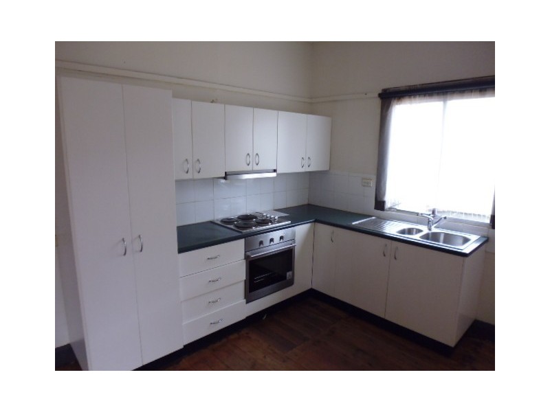 108 Kalandar Street, Nowra NSW 2541