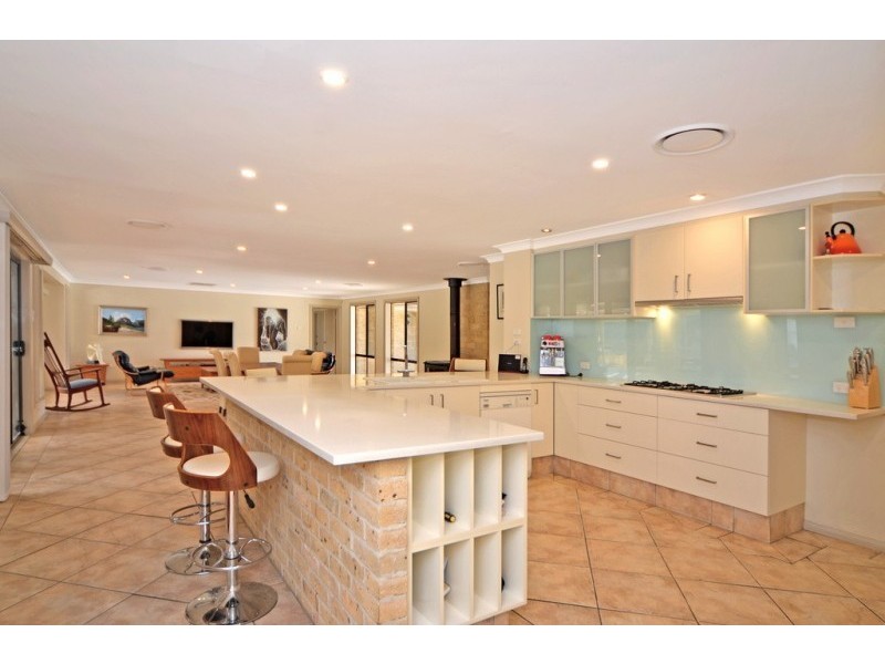 11 Linkwood Drive, Nowra Hill NSW 2540