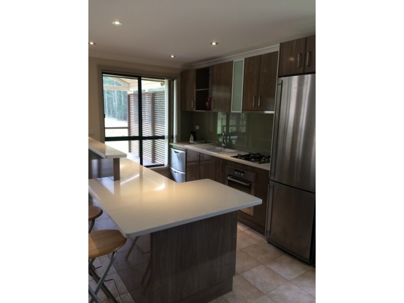 11 Linkwood Drive, Nowra Hill NSW 2540