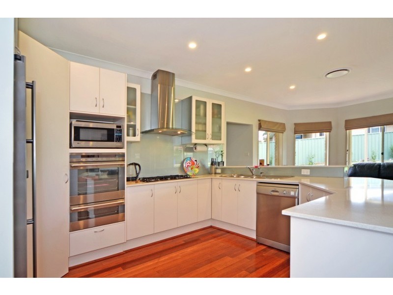 14 Appleberry Close, Bomaderry NSW 2541