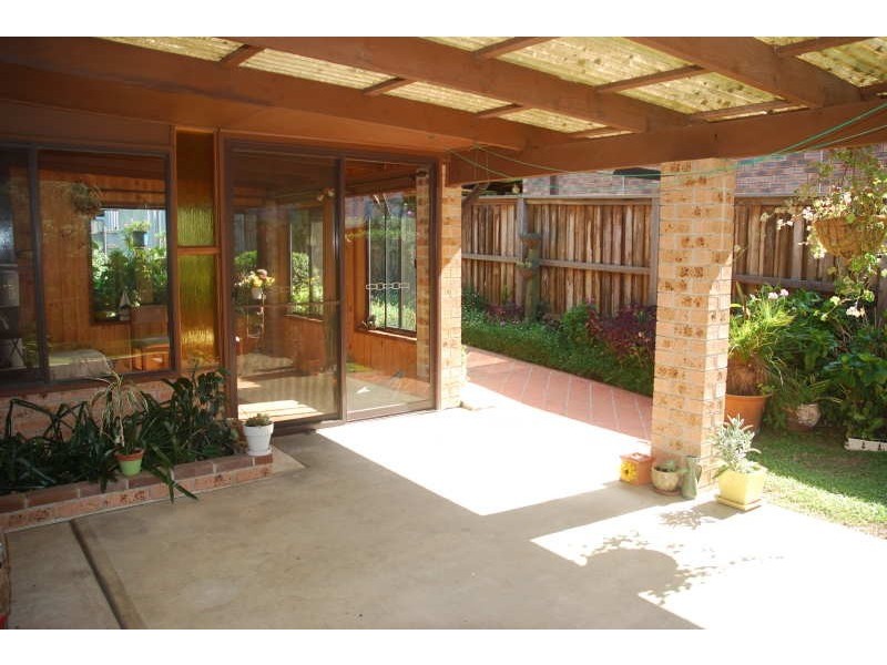 13 Farrelly Place, Bomaderry NSW 2541