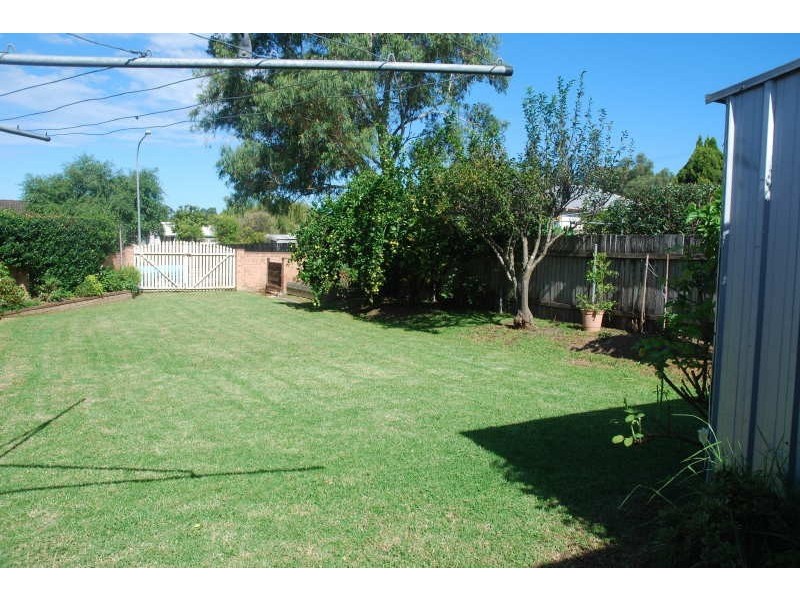 13 Farrelly Place, Bomaderry NSW 2541