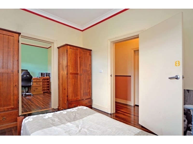 16 Meroo Street, Bomaderry NSW 2541