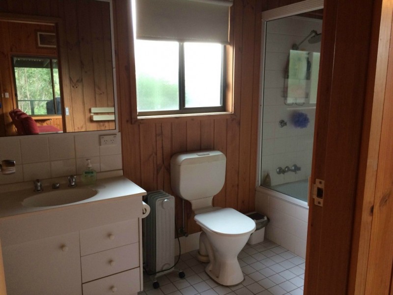 Cabin 40/390 Mount Scanzi Road, Kangaroo Valley NSW 2577