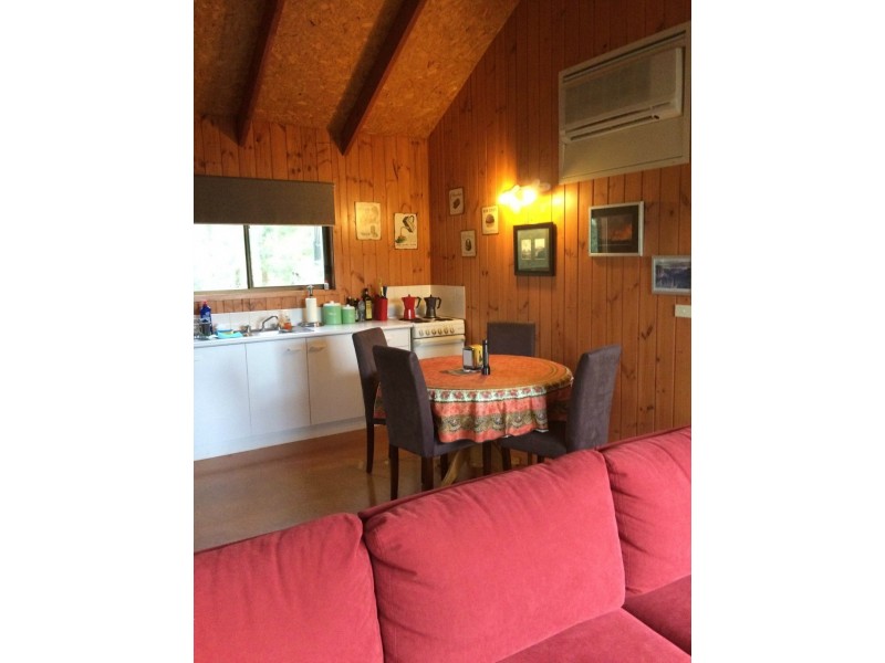 Cabin 40/390 Mount Scanzi Road, Kangaroo Valley NSW 2577