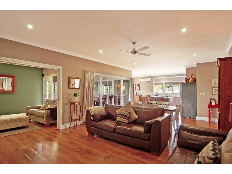 23 Christiana Close, West Nowra NSW 2541
