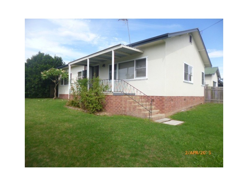192 McKay Street, Nowra NSW 2541