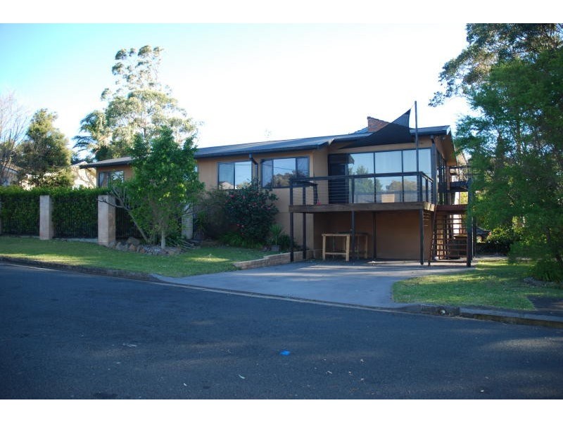 33 Walsh Crescent, North Nowra NSW 2541