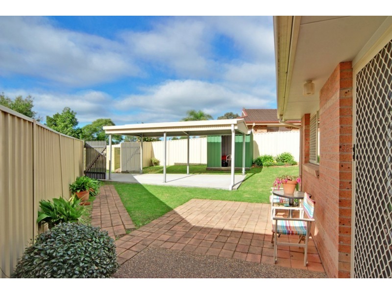 94 Jasmine Drive, Bomaderry NSW 2541