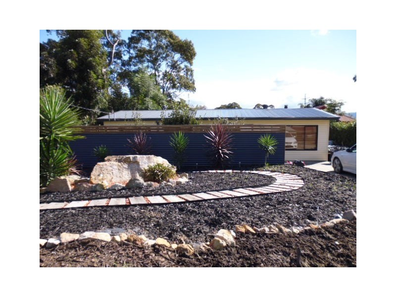 373 Princes Highway, Bomaderry NSW 2541