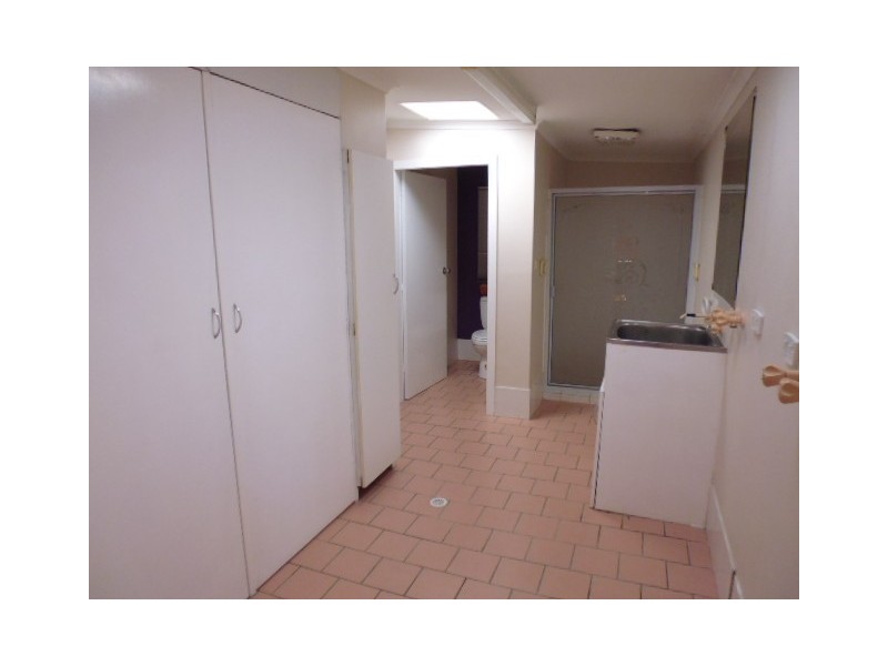 373 Princes Highway, Bomaderry NSW 2541