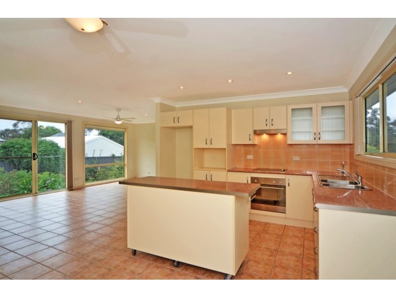 17a Karowa Street, Bomaderry NSW 2541