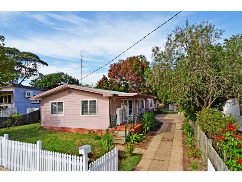 4 Ravenscliffe Road, Shoalhaven Heads NSW 2535