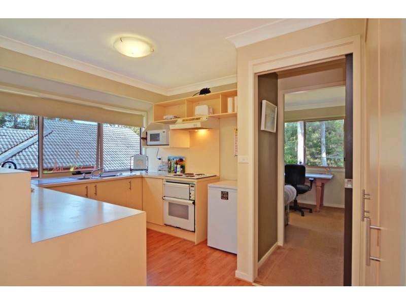 17/33 Lynburn Avenue, Bomaderry NSW 2541