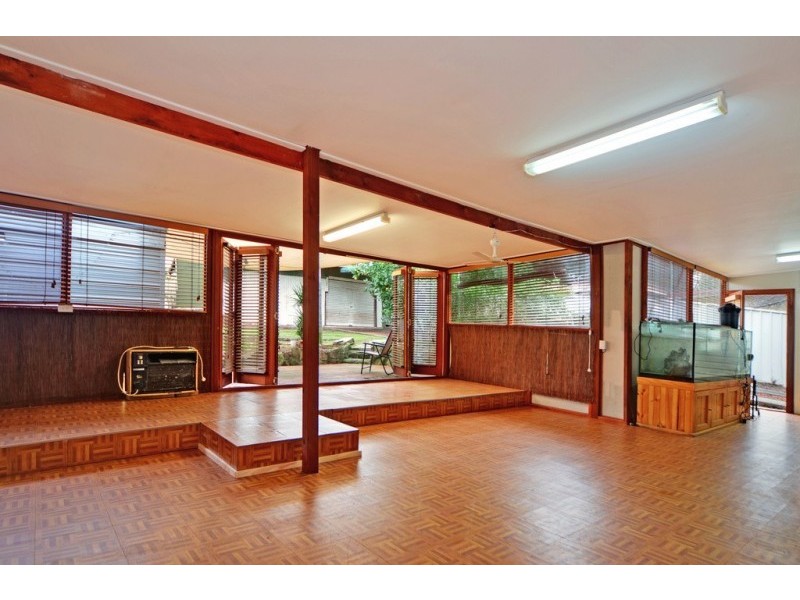 15 Elizabeth Avenue, Nowra NSW 2541