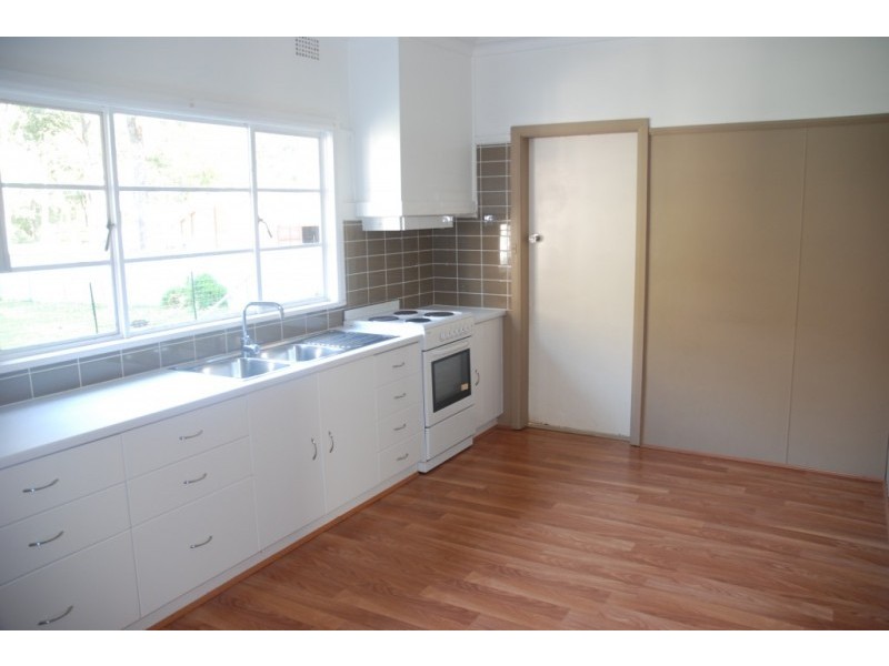 82 Hillcrest Avenue, South Nowra NSW 2541