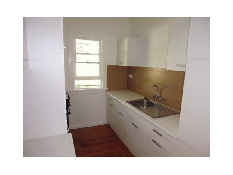 72 East Street, Nowra NSW 2541