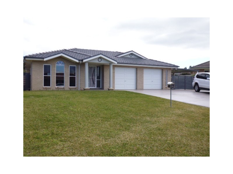 3 Spotted Quoll Close, North Nowra NSW 2541