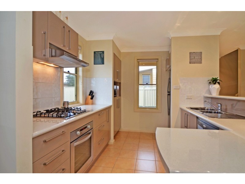 2/39 Sophia Road, Worrigee NSW 2540