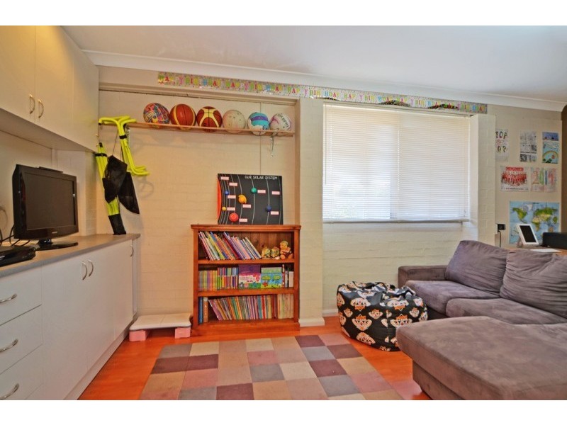 15 McTernan Place, Worrigee NSW 2540