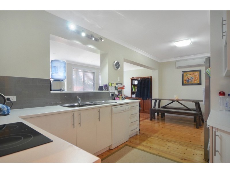 23 Hewlett Avenue, North Nowra NSW 2541