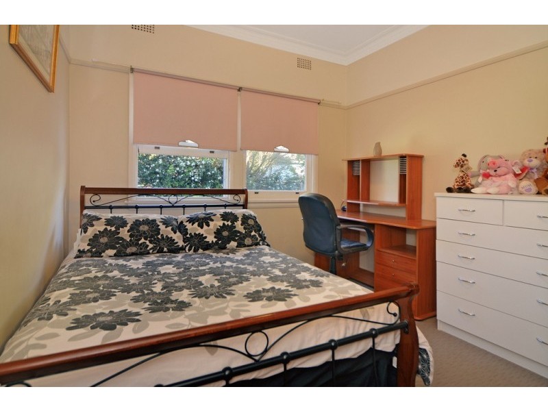 131 Plunkett Street, Nowra NSW 2541