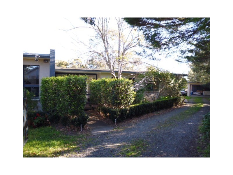 31 Lynburn Avenue, Bomaderry NSW 2541