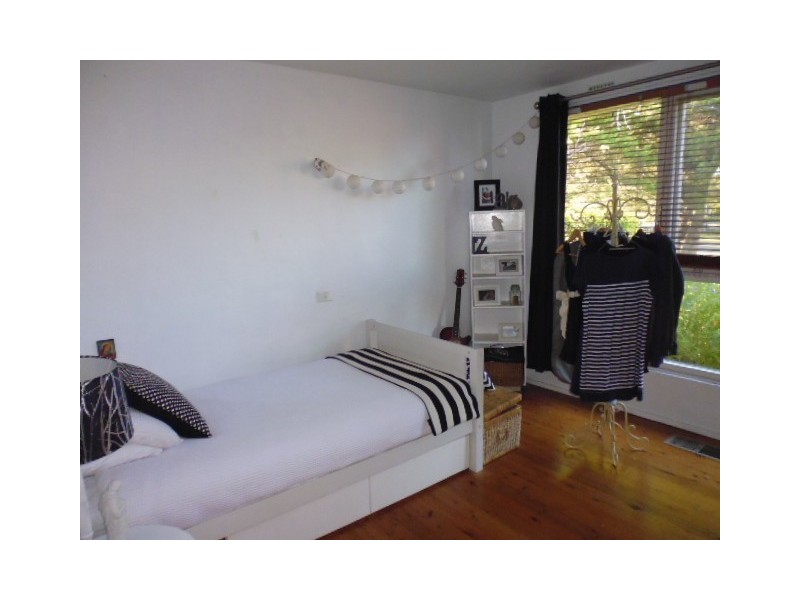 31 Lynburn Avenue, Bomaderry NSW 2541