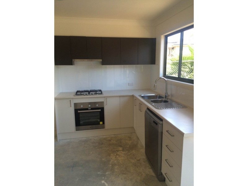 2/25 Royal Street, Worrigee NSW 2540