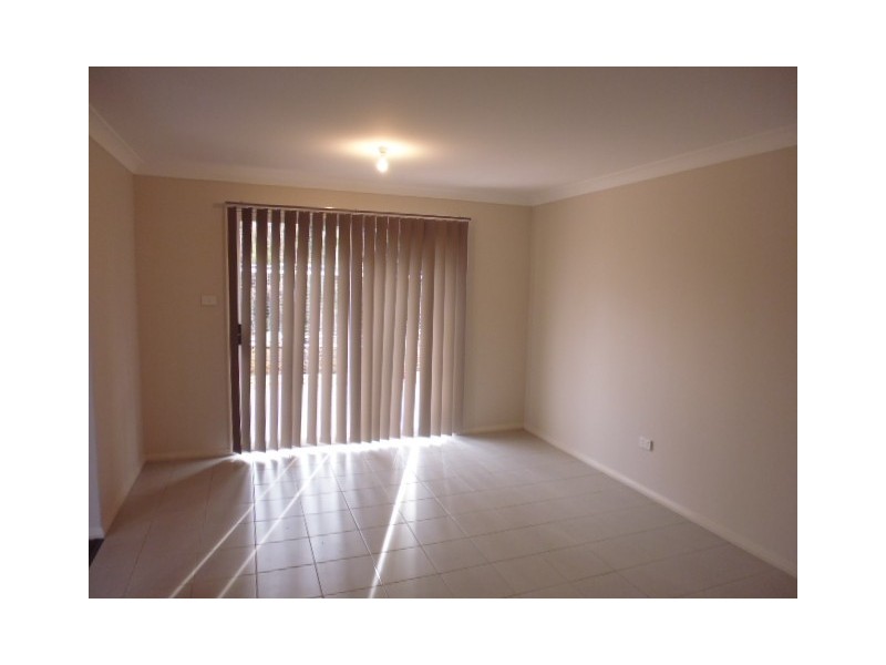 4/17 Sutherland Drive, North Nowra NSW 2541