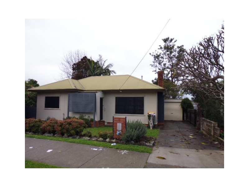 8 Journal Street, Nowra NSW 2541