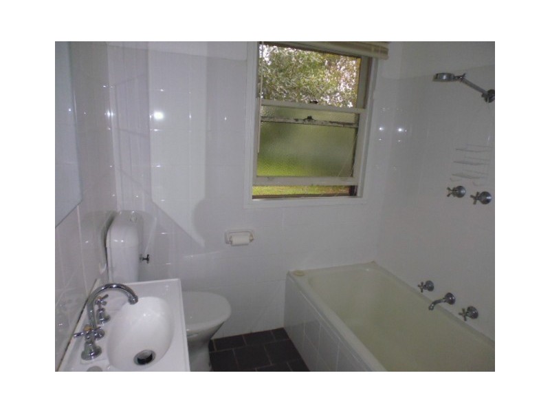 8 Journal Street, Nowra NSW 2541