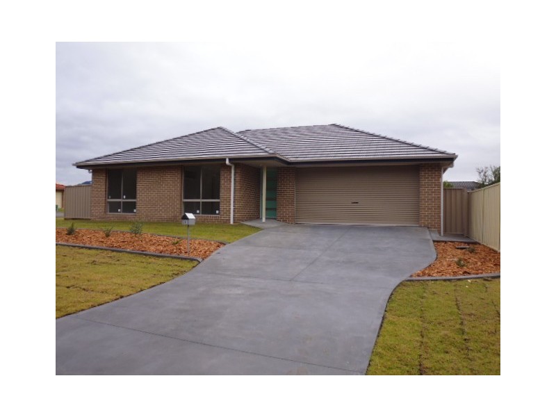 8 Gumnut Way, North Nowra NSW 2541